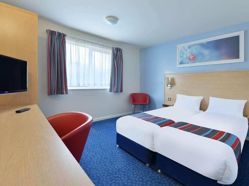 Travelodge Okehampton Whiddon Down Kamer foto